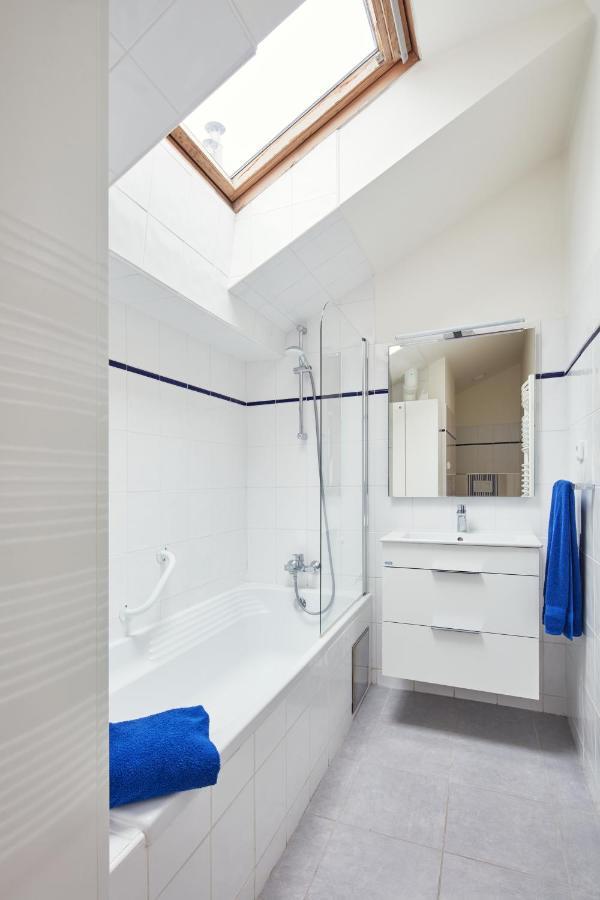 Apartamento Karlova Old Town