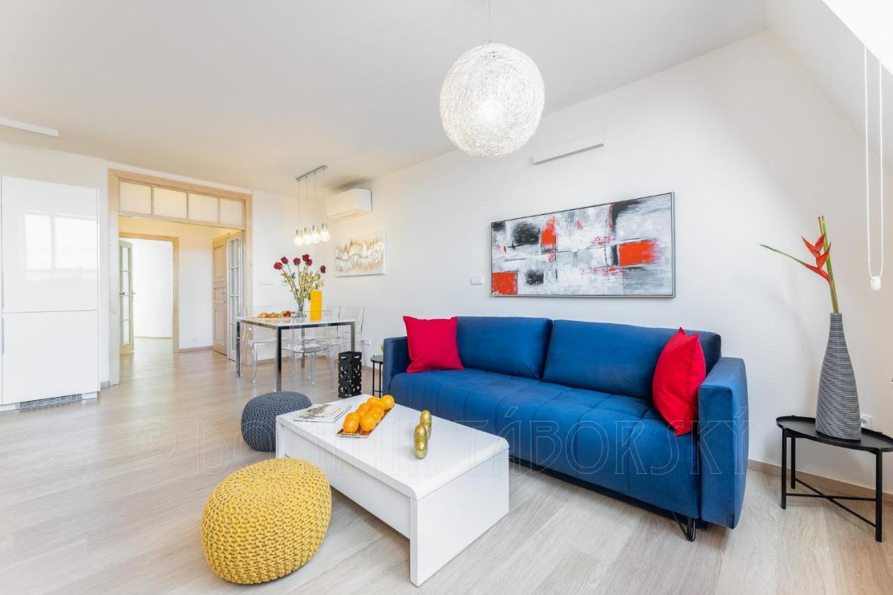 Apartamento Karlova Old Town *