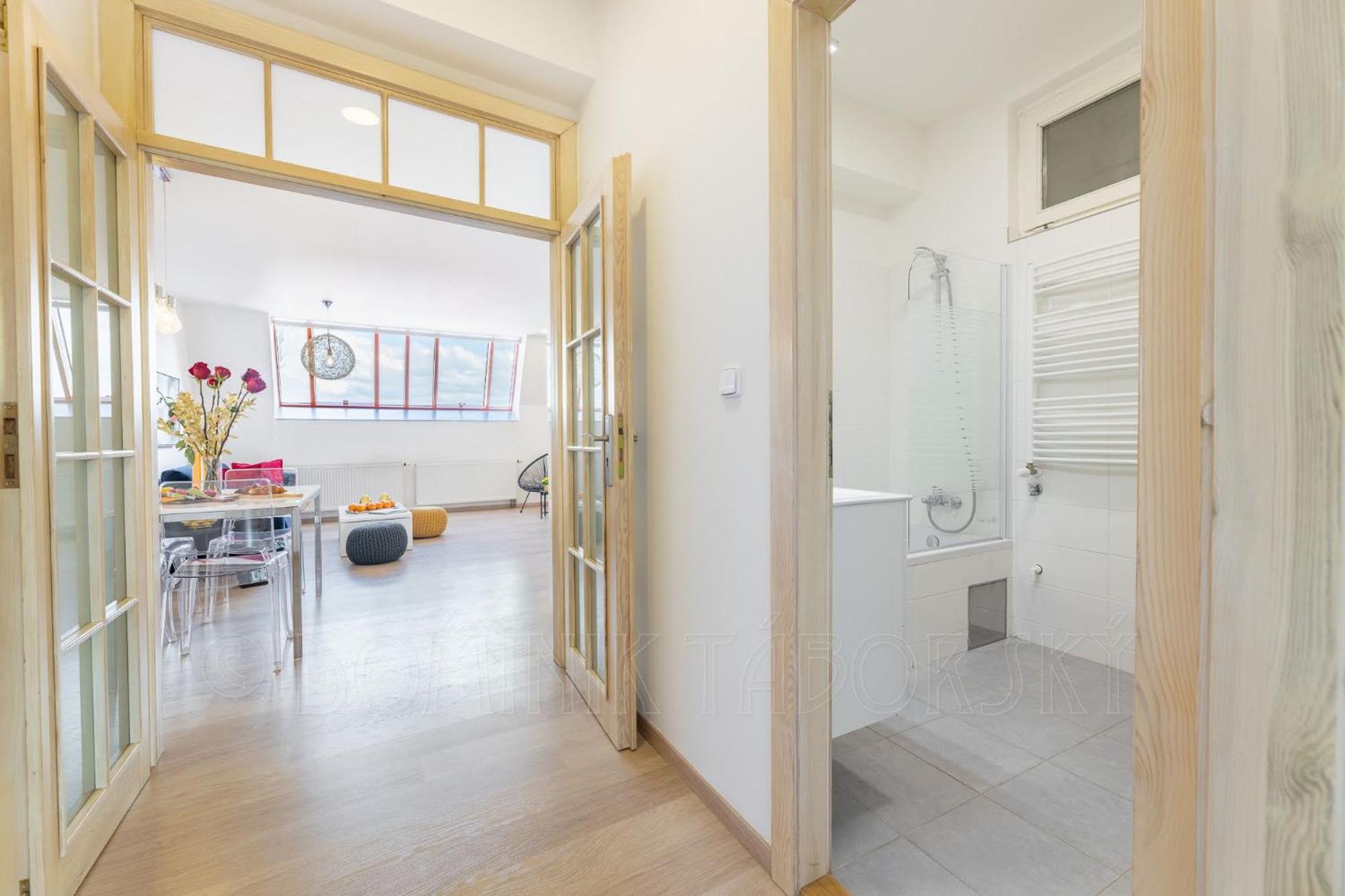 Karlova Old Town Apartamento